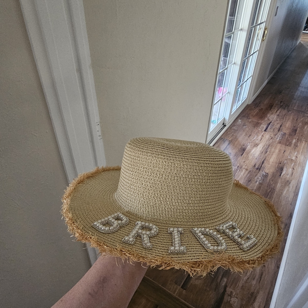 Bride hat - Picture 3 of 3